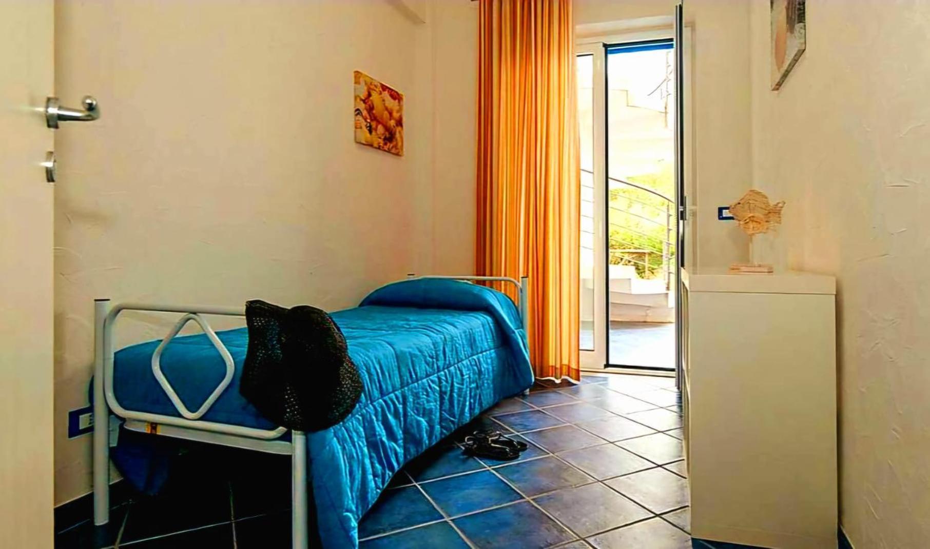 Magico Appartamenti Scafa - Marina Capo dʼOrlando Εξωτερικό φωτογραφία